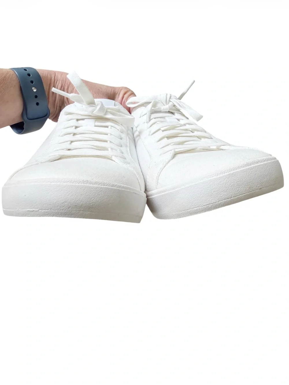 Kizik Irvine Hands Free Canvas Sneaker in White Women’s 7.5 WIDE